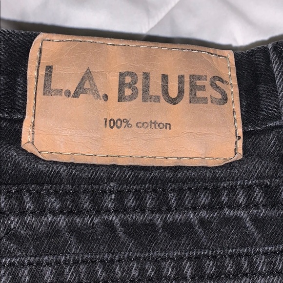 High-waisted Jeans - Picture 4 of 7